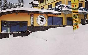 Apartments Black Horse